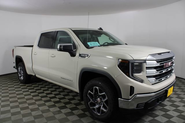 2026 GMC Sierra 1500 SLE's photo