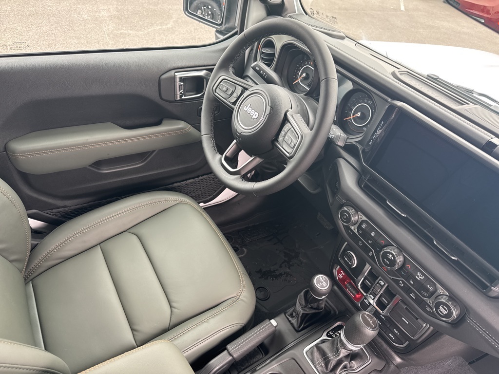 2025 Jeep Gladiator Mojave photo 30