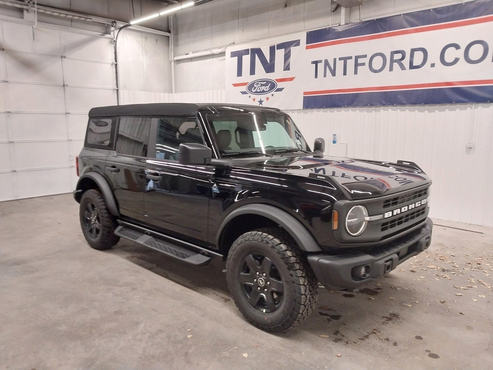 2024 Ford Bronco Black Diamond photo 4
