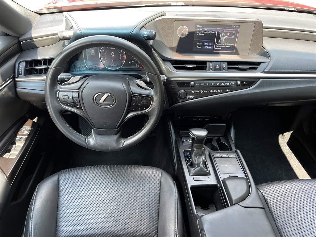 2019 Lexus ES 350 photo 16