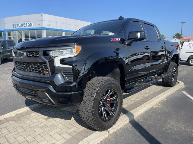 2024 Chevrolet Silverado 1500 RST photo 3