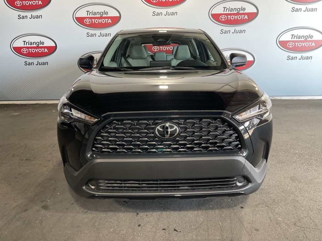 2026 Toyota Corolla Cross L photo 2