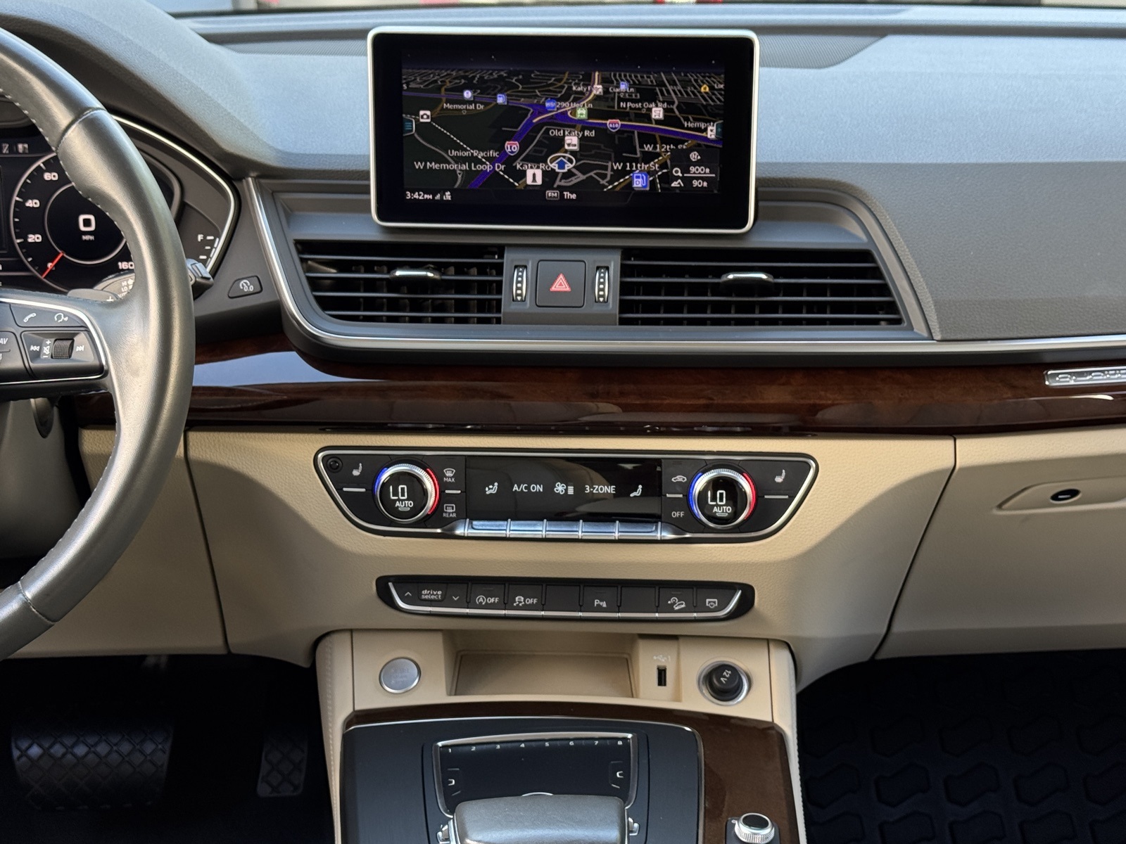 2020 Audi Q5 45 Premium Plus photo 4