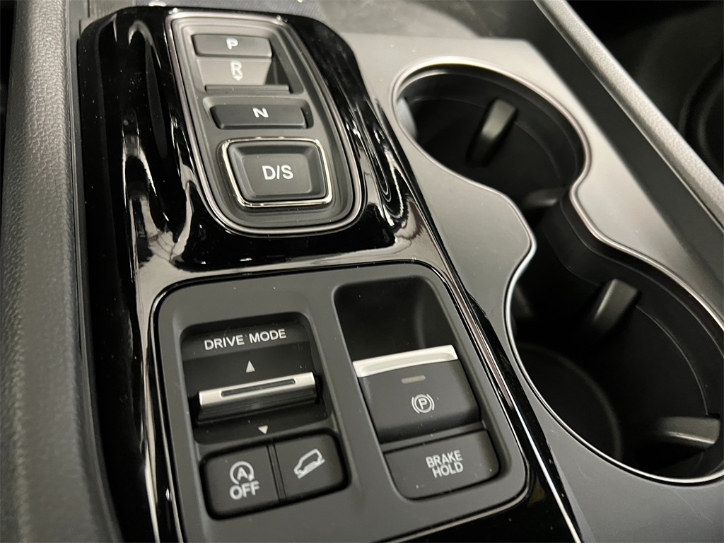 2025 Honda Pilot TrailSport photo 14