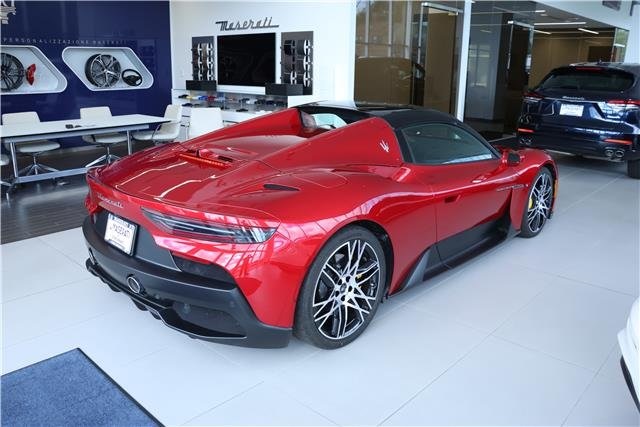 2024 Maserati MC20 Cielo photo 4