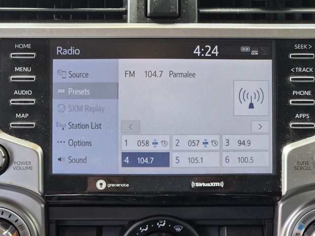 2021 Toyota 4Runner SR5 photo 2