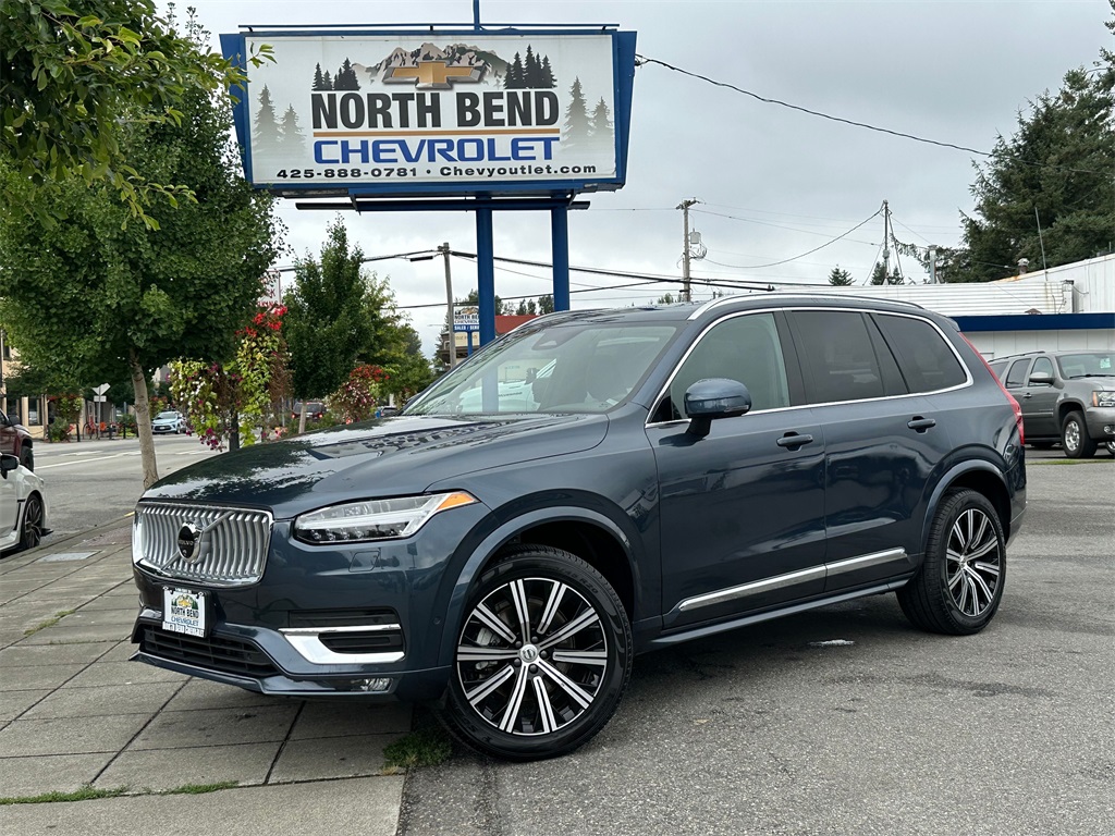 2025 Volvo XC90 Plus's photo
