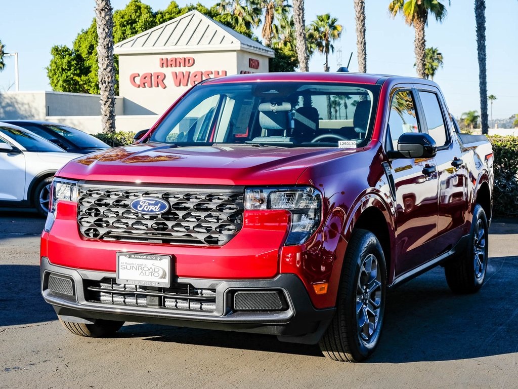 2025 Ford Maverick XLT photo 3