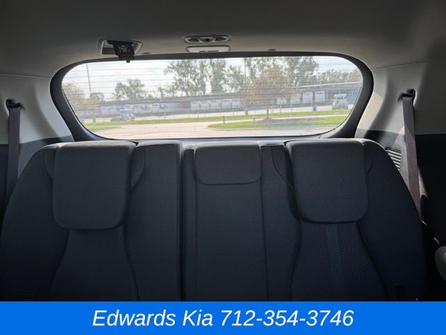 2023 Kia Carnival LX photo 18
