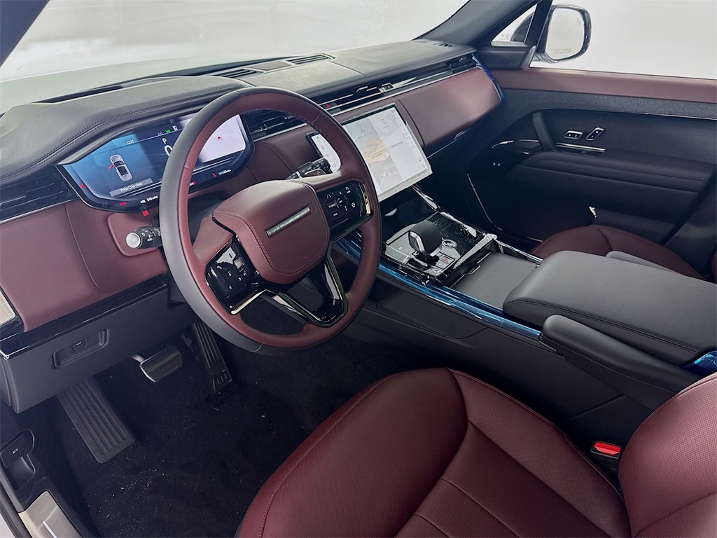 2025 Land Rover Range Rover Sport SE photo 9