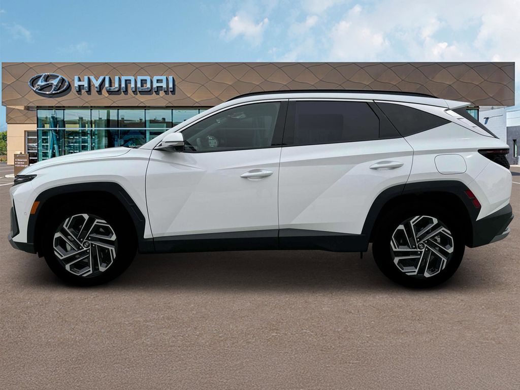 2025 Hyundai Tucson Limited photo 3
