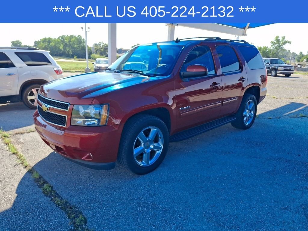 2013 Chevrolet Tahoe LT photo 2