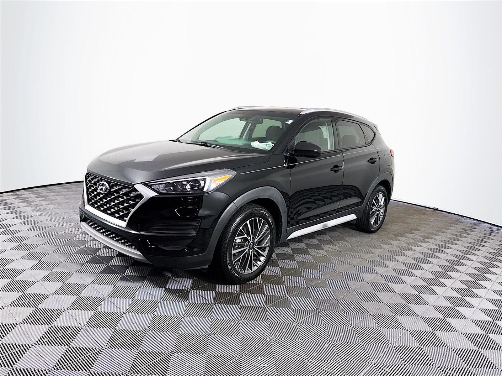 2019 Hyundai Tucson SEL photo 3