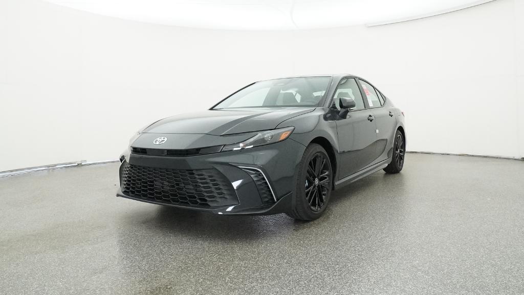 2026 Toyota Camry SE photo 4