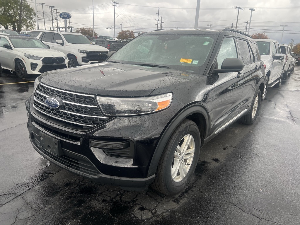 2021 Ford Explorer XLT photo 4