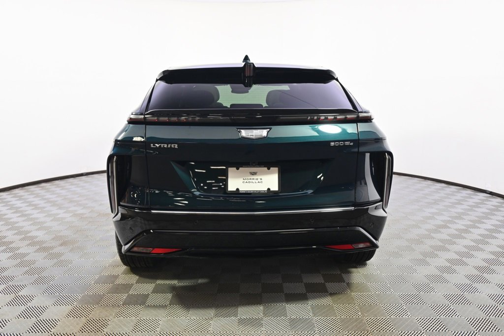 2025 Cadillac Lyriq Luxury photo 4