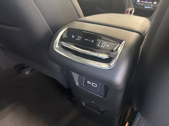 2025 Cadillac XT6 Premium Luxury photo 28