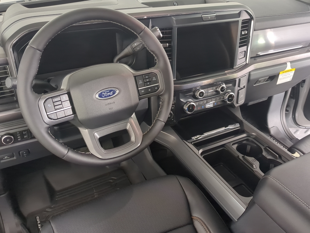 2026 Ford F-250 Lariat photo 15