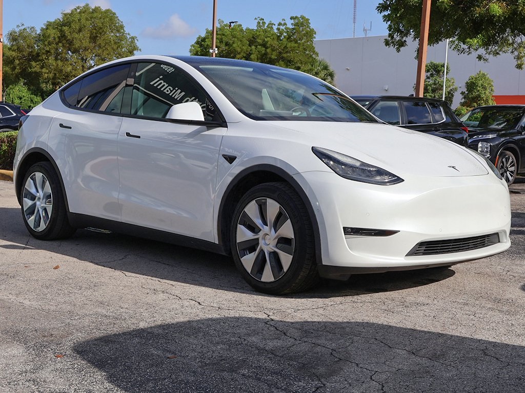 Used 2021 Tesla Model Y Long Range with VIN 5YJYGDEEXMF177382 for sale in Miami, FL