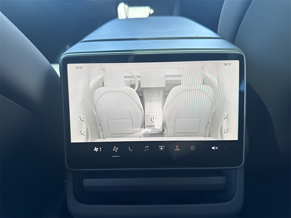 2025 Tesla Model 3 Long Range photo 12