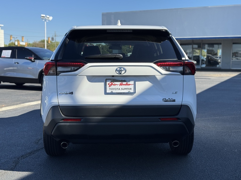 2025 Toyota RAV4 LE photo 3