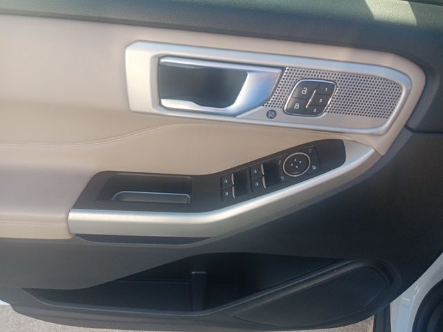 2021 Ford Explorer Limited photo 25