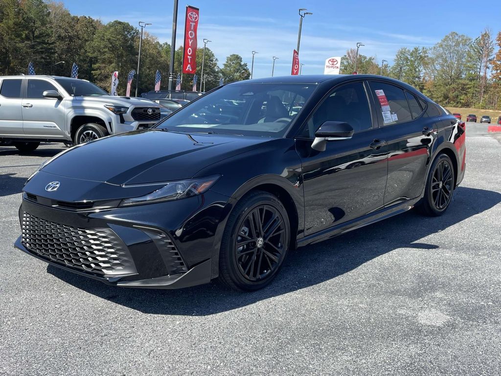 2026 Toyota Camry SE photo 4