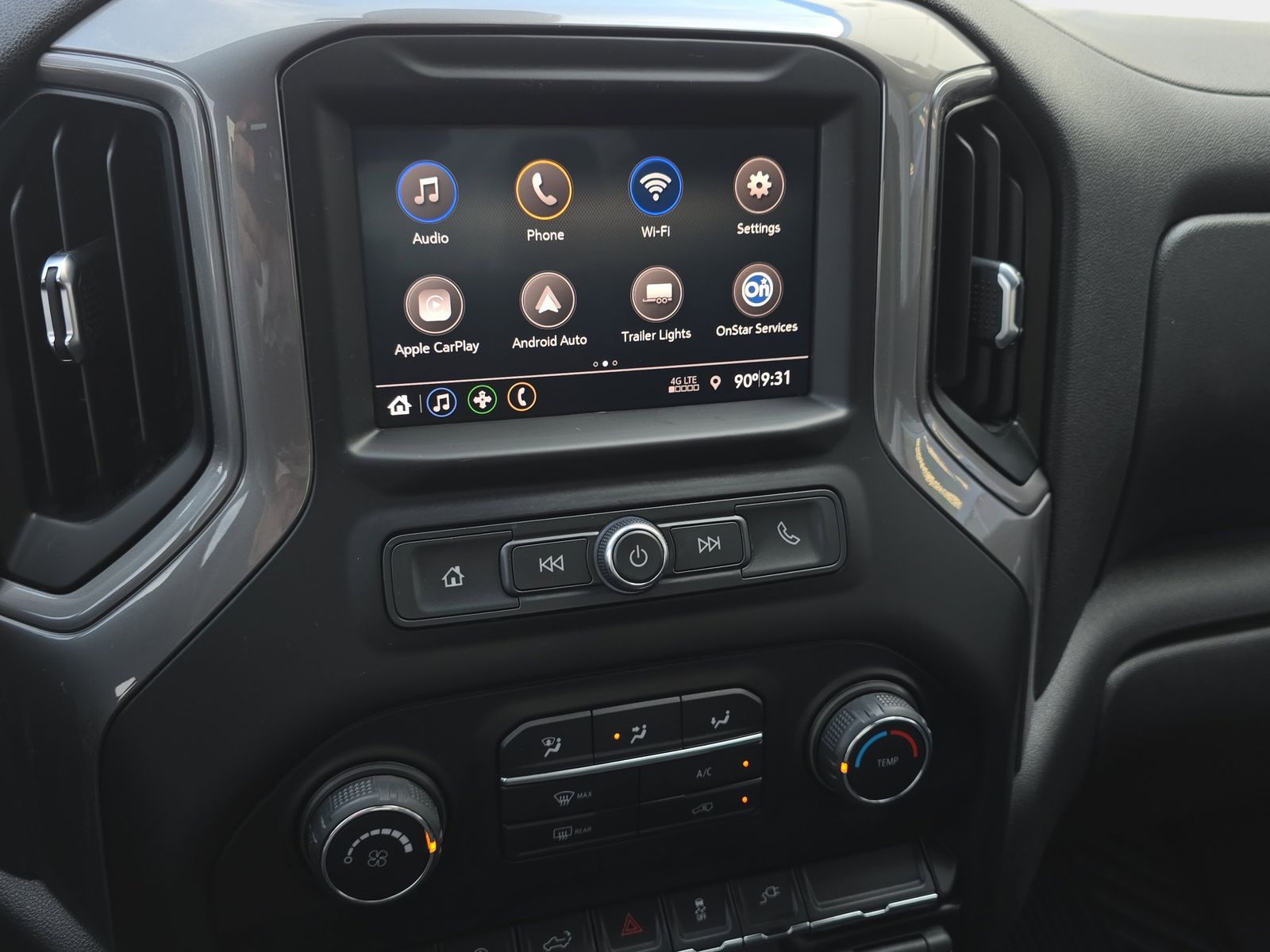 2021 Chevrolet Silverado 1500 Custom photo 18