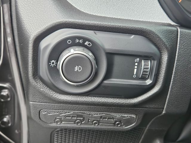 2025 Jeep Wrangler Sport photo 21