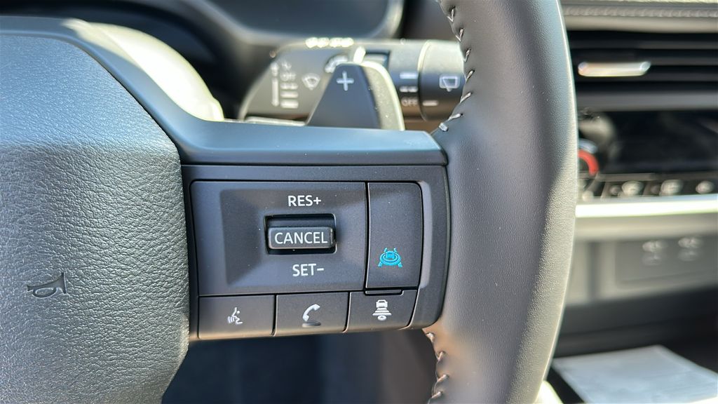 2026 Nissan Rogue SV photo 14
