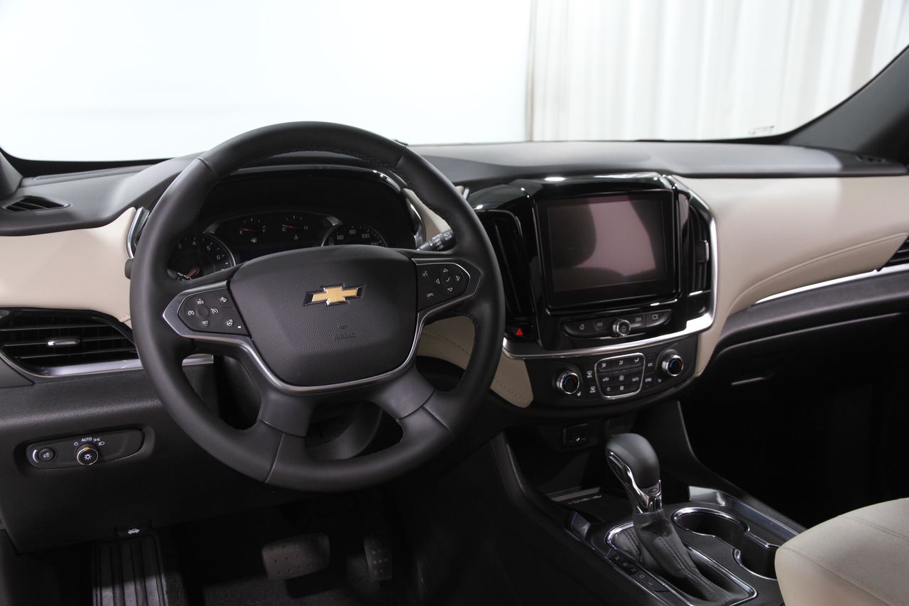 2023 Chevrolet Traverse Leather photo 5