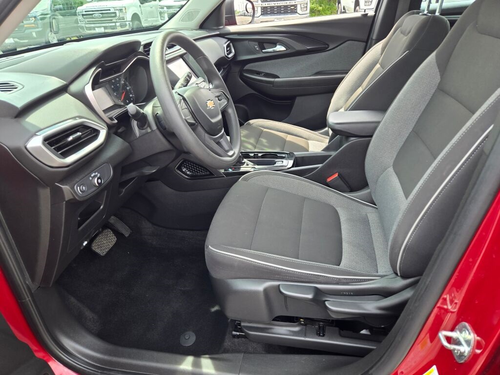 2021 Chevrolet Trailblazer LS photo 15
