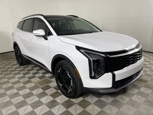 2026 Kia Sportage EX photo 2