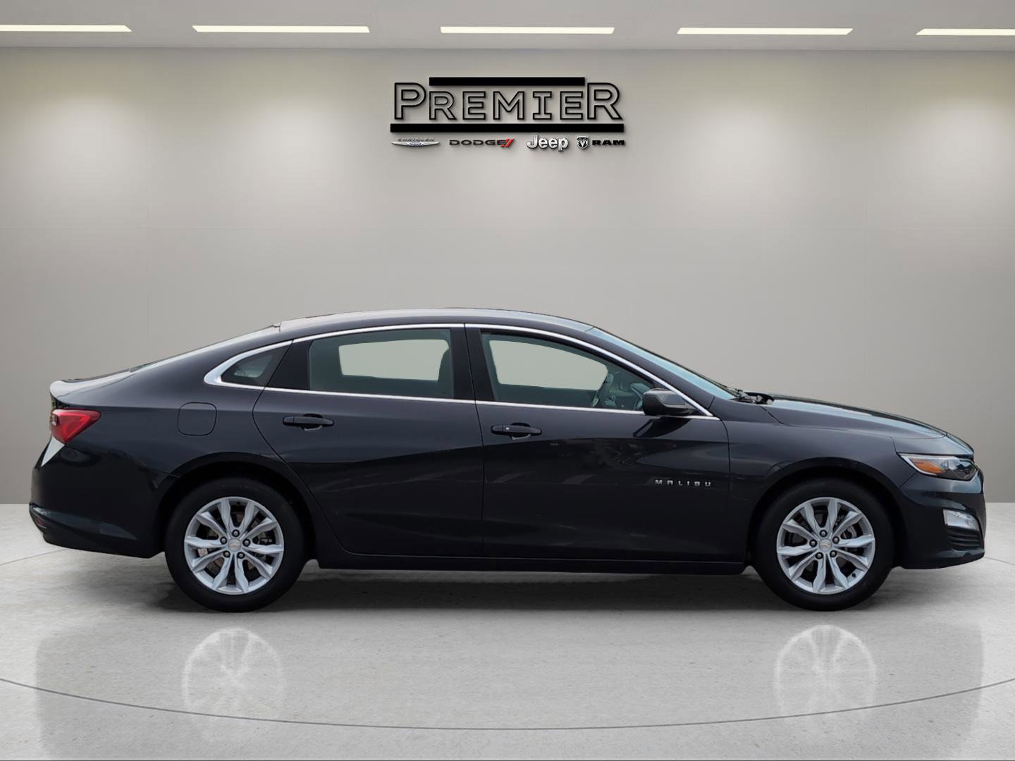 2023 Chevrolet Malibu 1LT photo 4