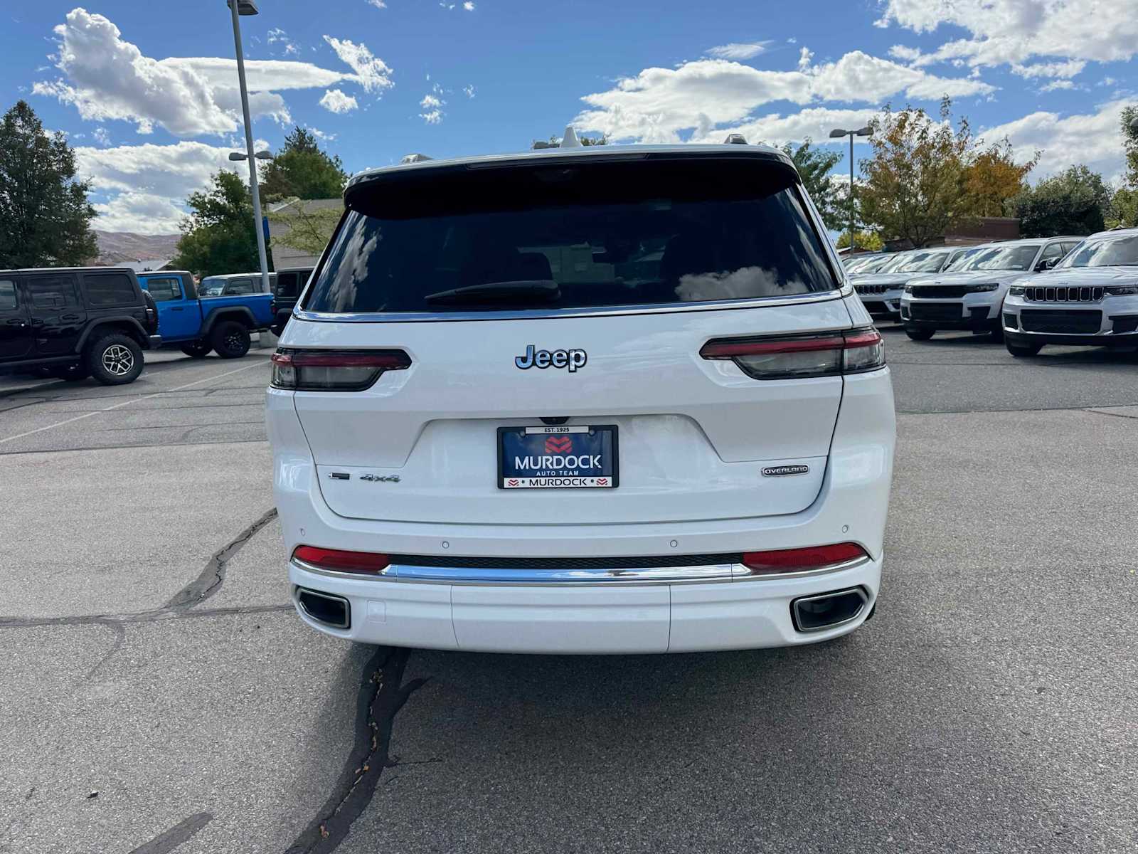 2022 Jeep Grand Cherokee Overland photo 3
