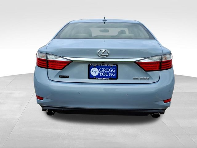2013 Lexus ES 350 photo 7