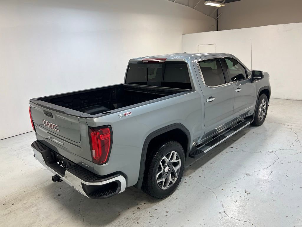 2026 Gmc Sierra 1500 SLT photo 2
