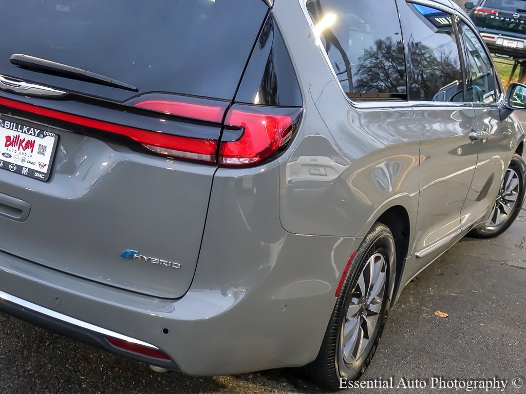 2022 CHRYSLER PACIFICA - Image 9