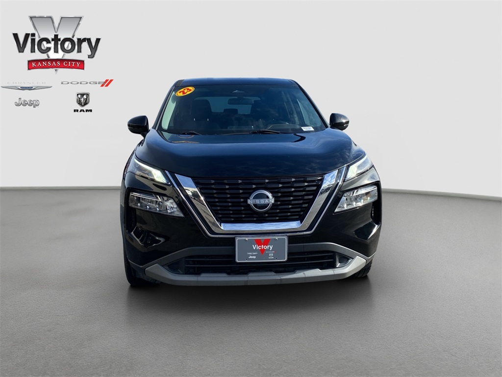 Used 2023 Nissan Rogue SV with VIN 5N1BT3BAXPC747231 for sale in Kansas City
