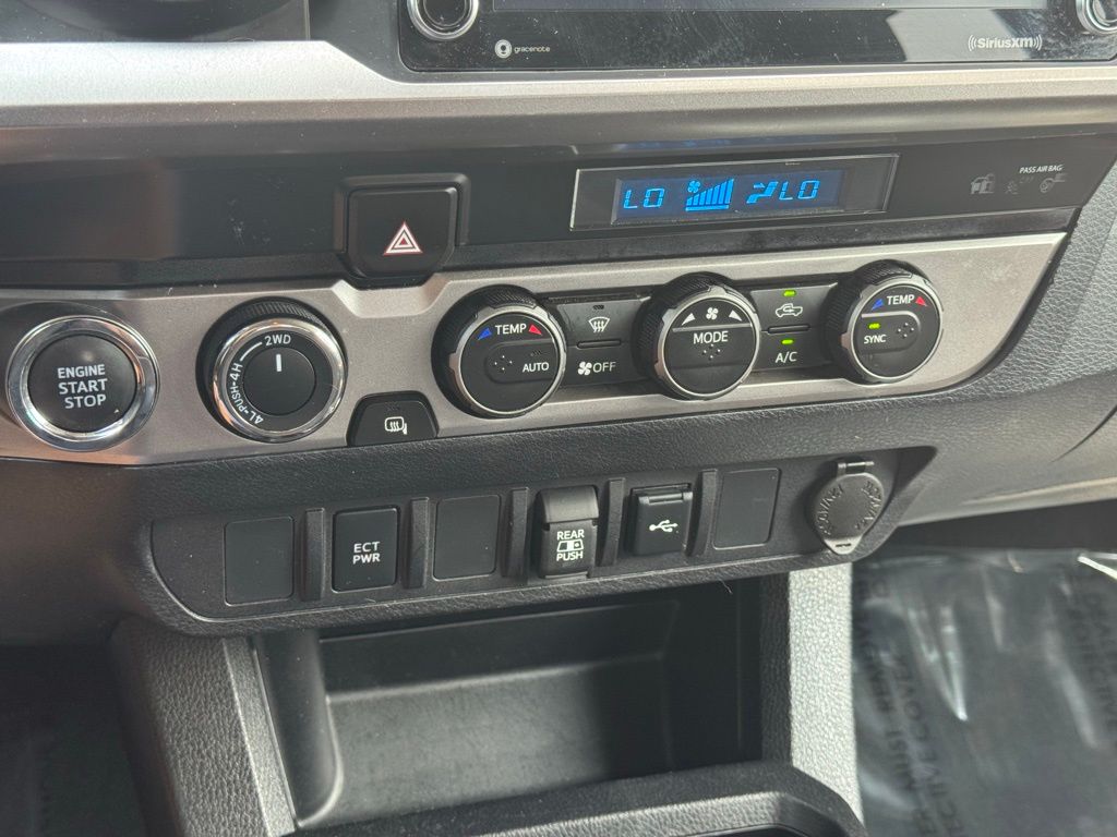 2023 Toyota Tacoma 4x4 TRD Off-Road photo 33