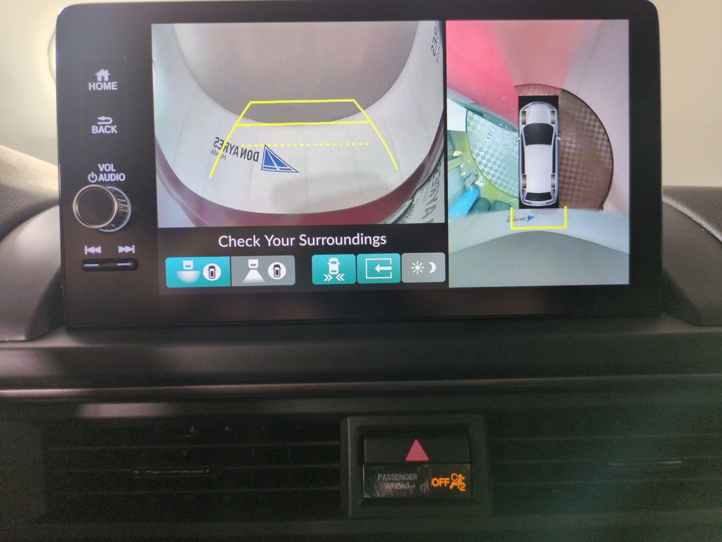 2025 Honda Pilot TrailSport photo 18