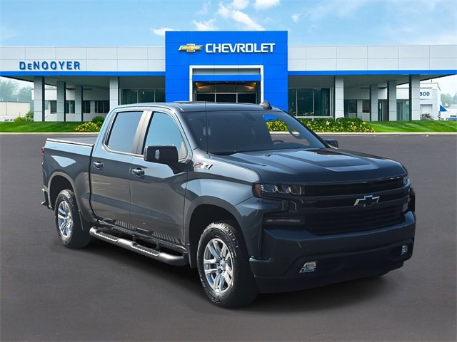 2019 Chevrolet Silverado 1500 RST photo 3