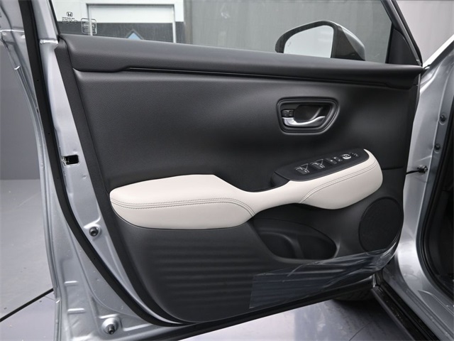 2026 Honda HR-V EX-L photo 2