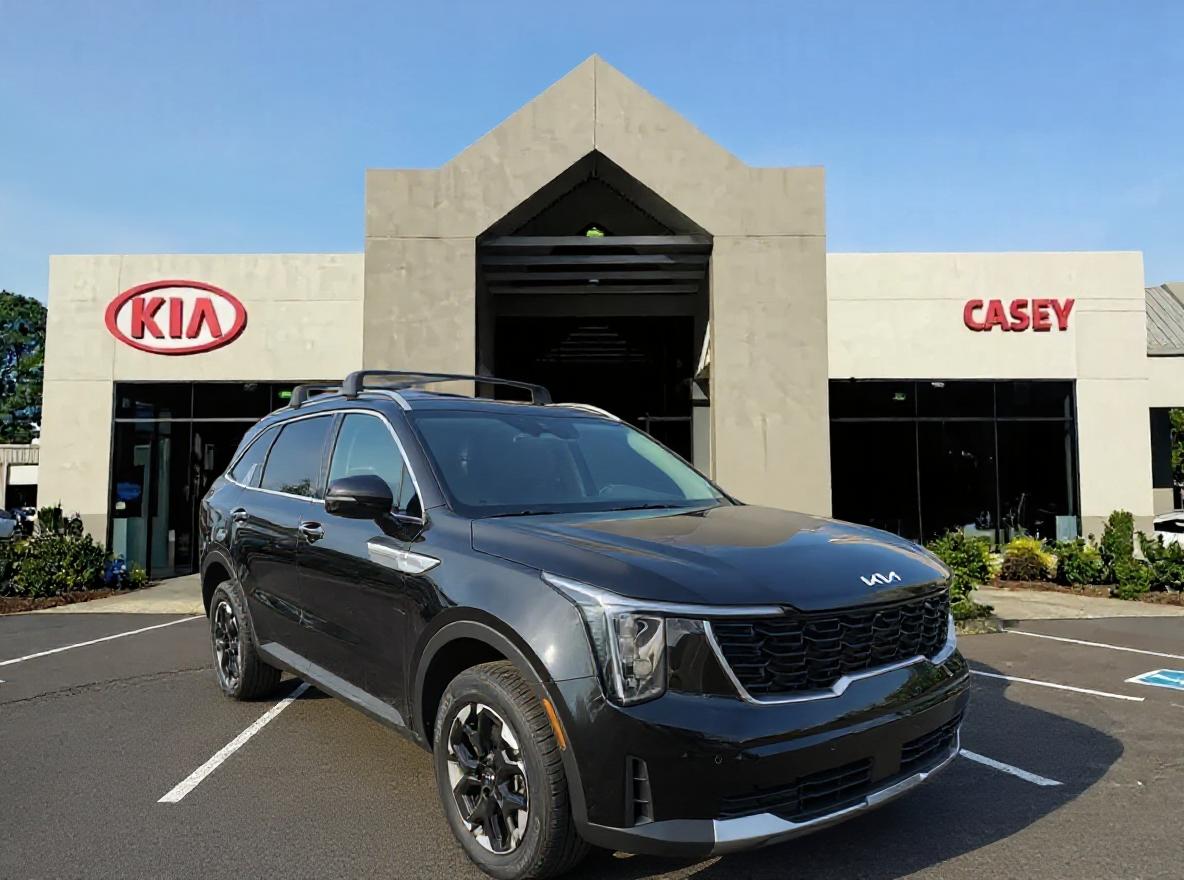 2025 Kia Sorento S's photo