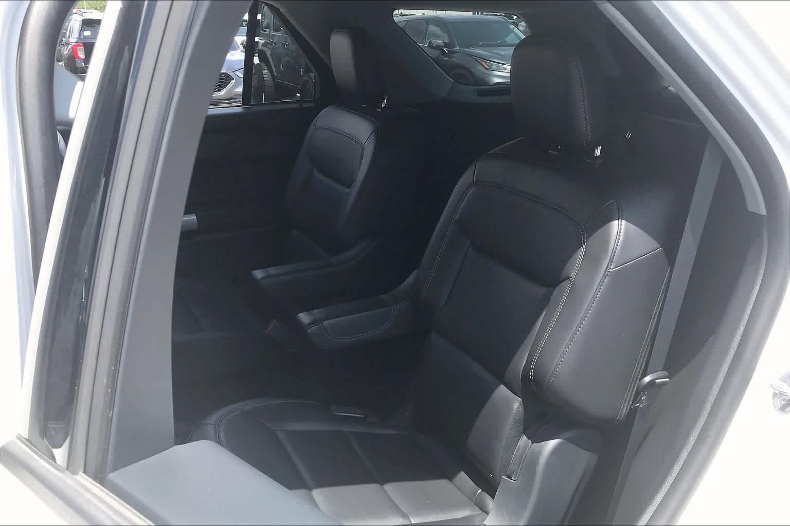 2022 Ford Explorer XLT photo 15