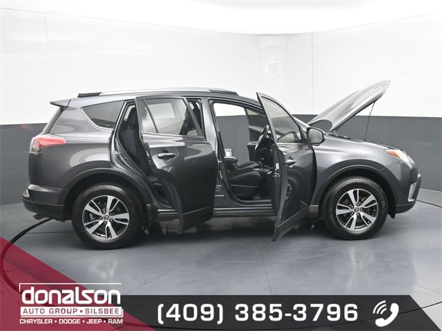 2018 Toyota RAV4 XLE photo 21
