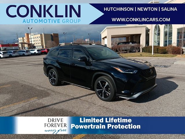 2021 Toyota Highlander XSE's photo