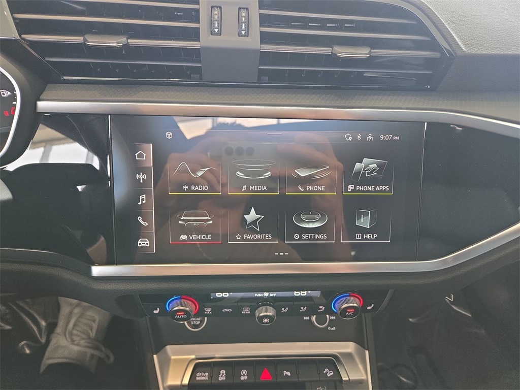 2025 Audi Q3 Premium S line photo 8