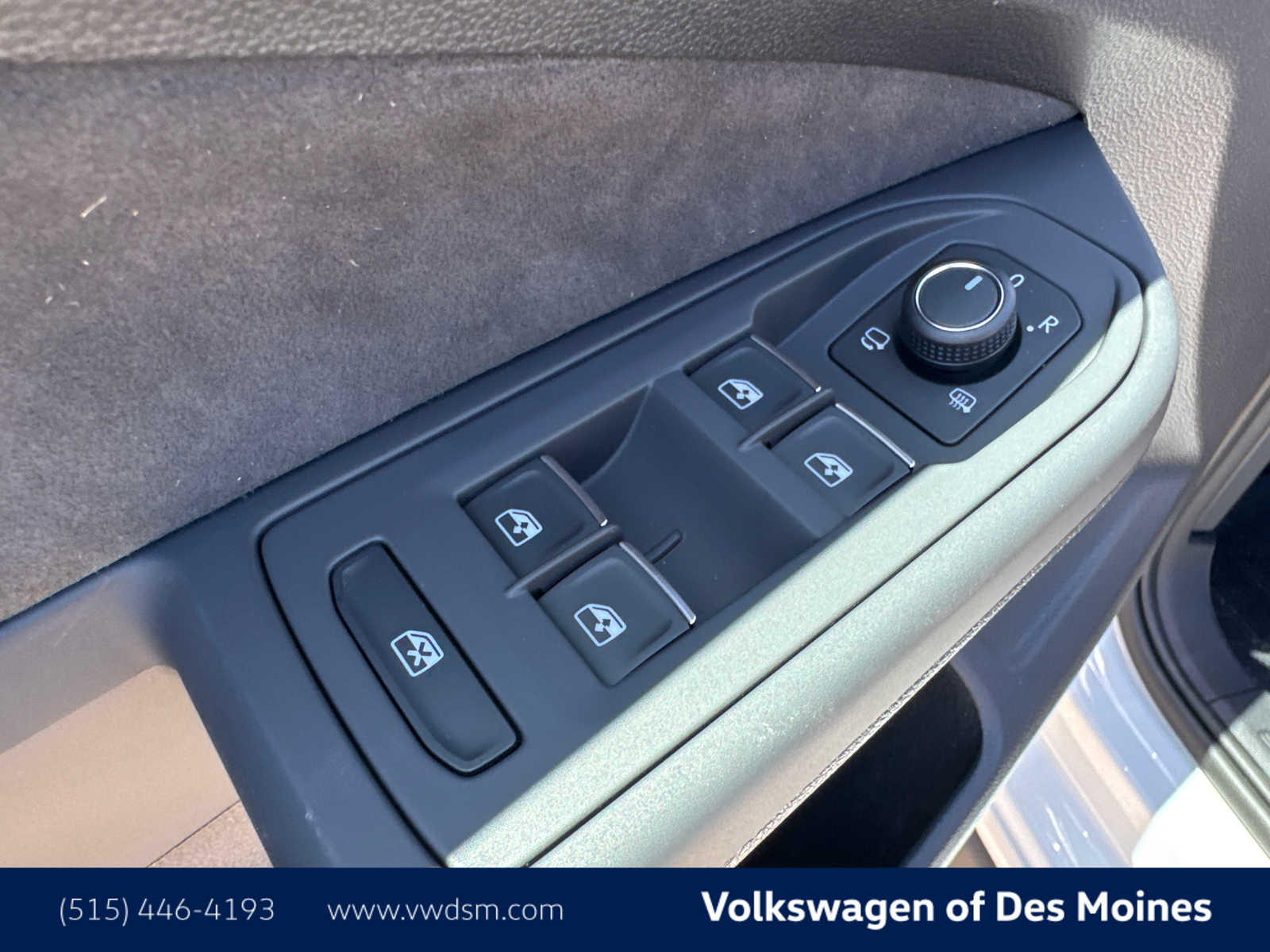 2025 Volkswagen Golf GTI SE photo 21