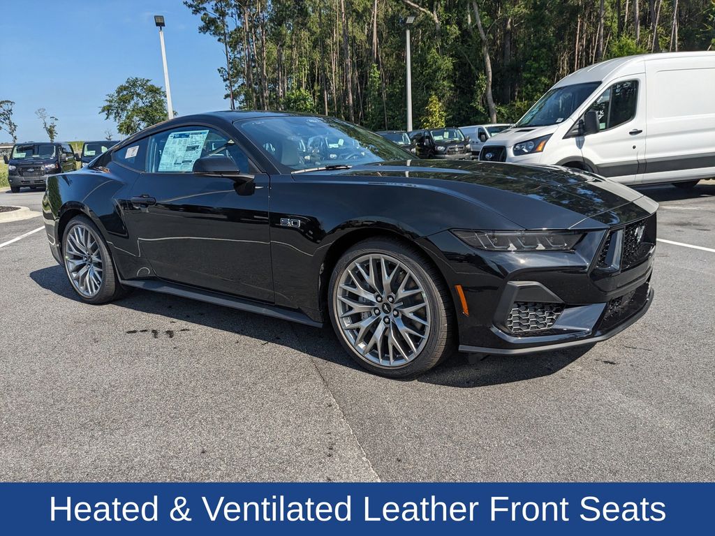 2025 Ford Mustang GT Premium photo 2